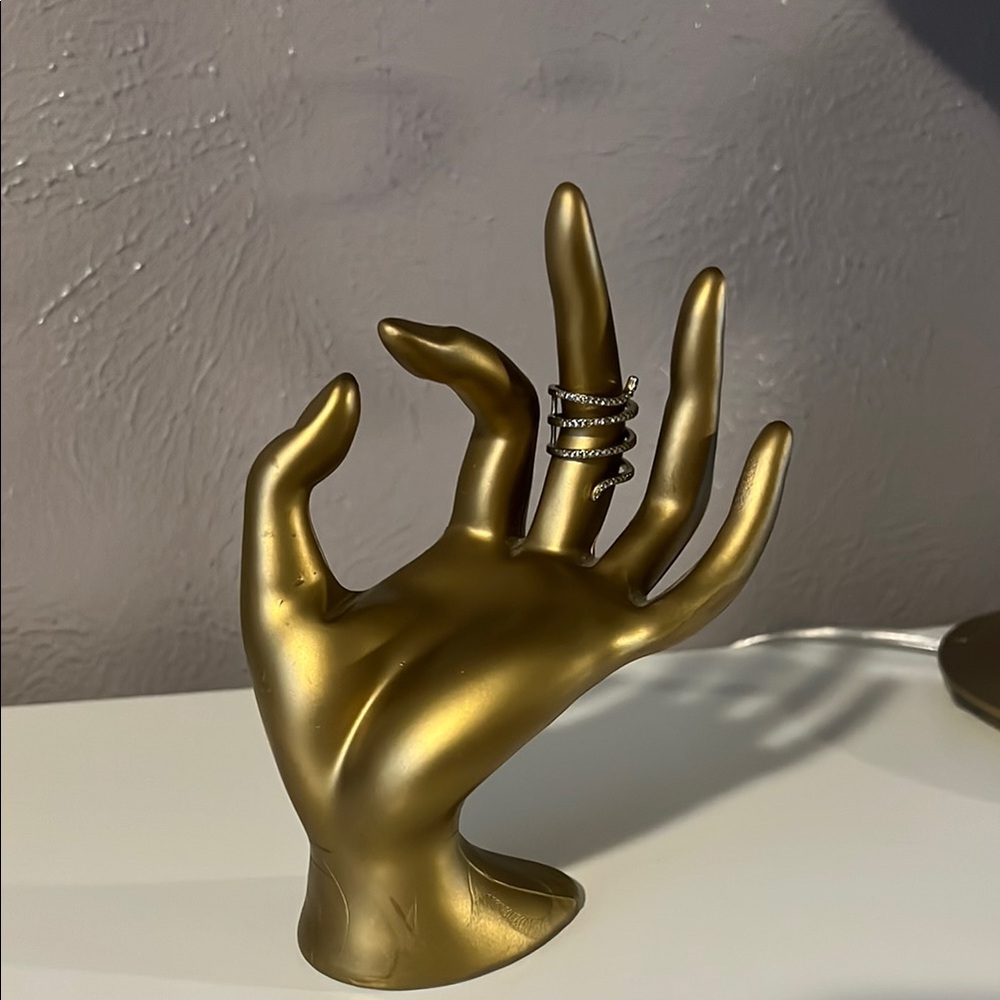 Gold Hand Ring Holder